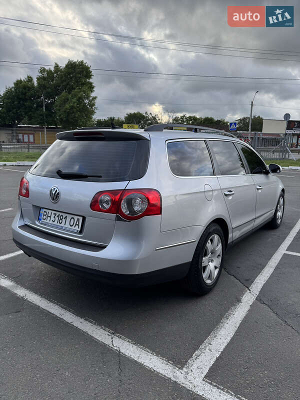 Універсал Volkswagen Passat 2010 в Одесі