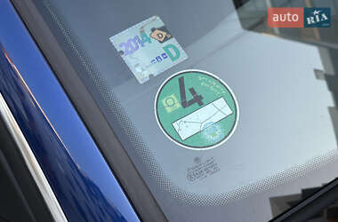 Седан Volkswagen Passat 2004 в 