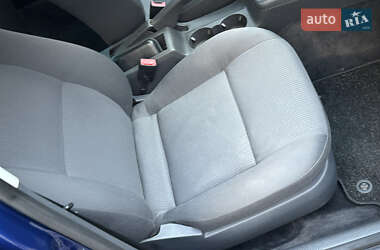 Седан Volkswagen Passat 2004 в 