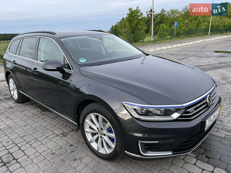 Універсал Volkswagen Passat 2018 в Радивиліві