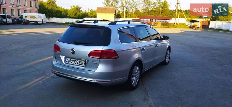 Универсал Volkswagen Passat 2012 в Звягеле