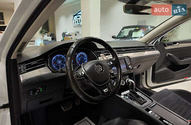 Седан Volkswagen Passat 2015 в 