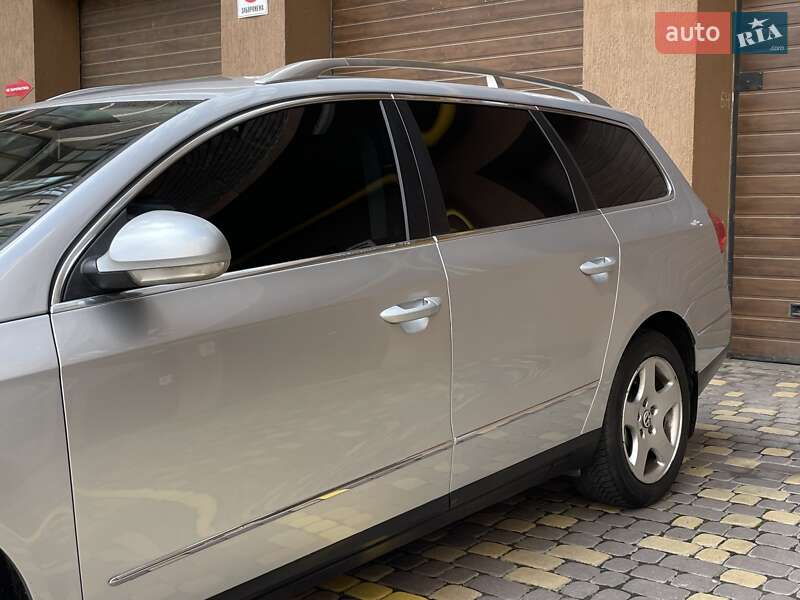 Універсал Volkswagen Passat 2008 в Вінниці