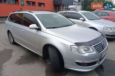 Универсал Volkswagen Passat 2010 в Киеве