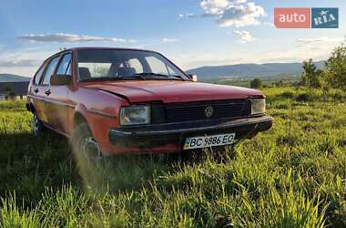 Хетчбек Volkswagen Passat 1983 в Модричах