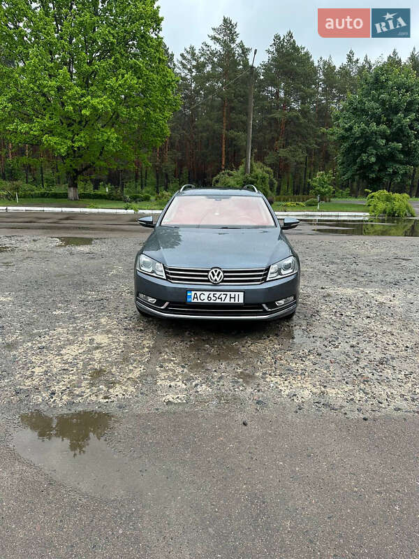 Volkswagen Passat 2011
