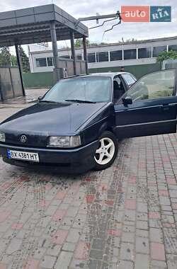Седан Volkswagen Passat 1991 в 