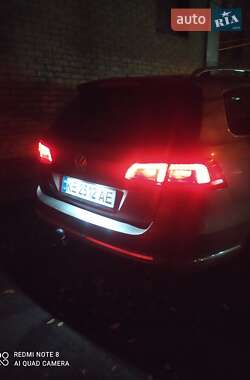 Универсал Volkswagen Passat 2011 в 
