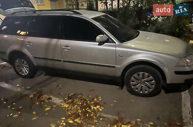 Универсал Volkswagen Passat 2001 в 