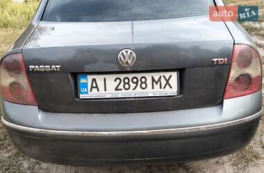 Седан Volkswagen Passat 2001 в Вышгороде