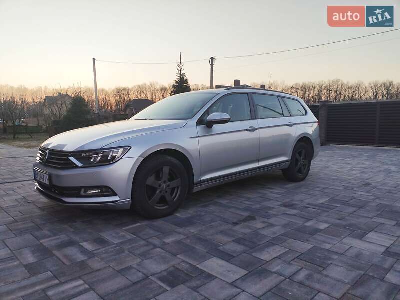 Універсал Volkswagen Passat 2018 в Рівному
