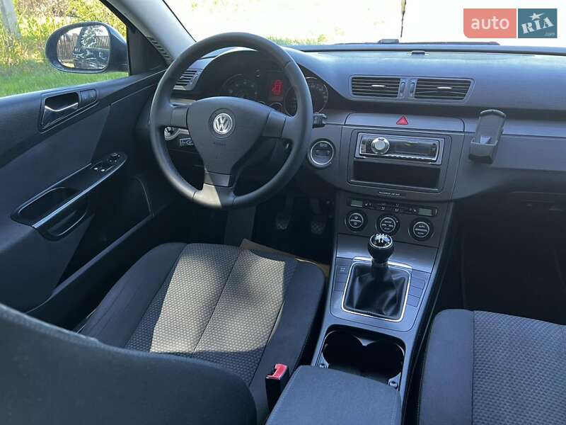 Універсал Volkswagen Passat 2007 в Вознесенську
