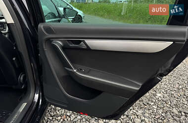 Универсал Volkswagen Passat 2012 в 