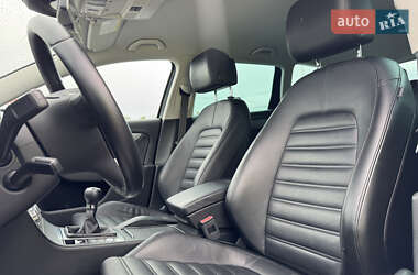 Универсал Volkswagen Passat 2012 в 