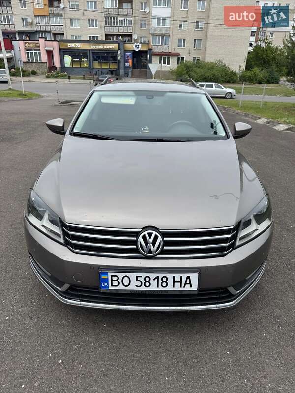 Volkswagen Passat 2011
