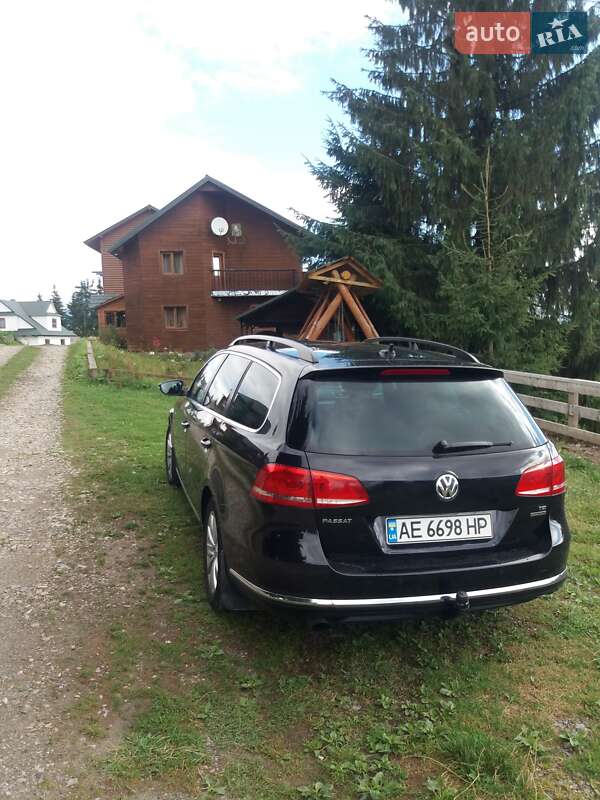 Универсал Volkswagen Passat 2011 в Днепре