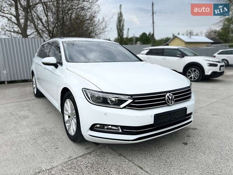Универсал Volkswagen Passat 2017 в Дрогобыче