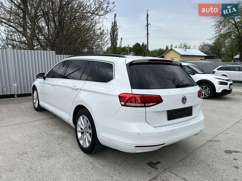 Универсал Volkswagen Passat 2017 в Дрогобыче