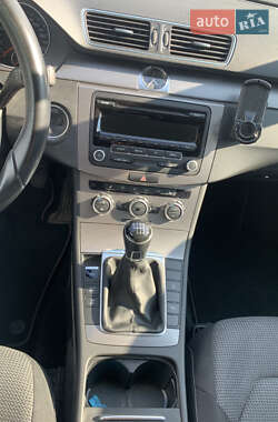 Универсал Volkswagen Passat 2013 в 