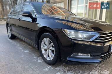 Универсал Volkswagen Passat 2018 в Львове