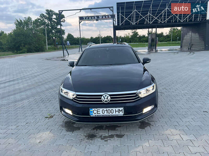 Универсал Volkswagen Passat 2015 в Черновцах