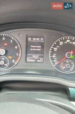 Седан Volkswagen Passat 2014 в 