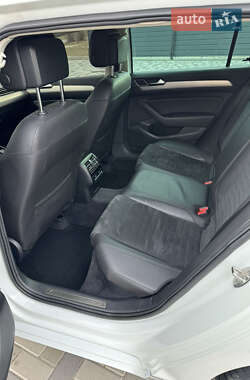 Универсал Volkswagen Passat 2015 в 