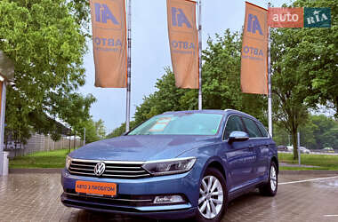 Універсал Volkswagen Passat 2014 в Дніпрі