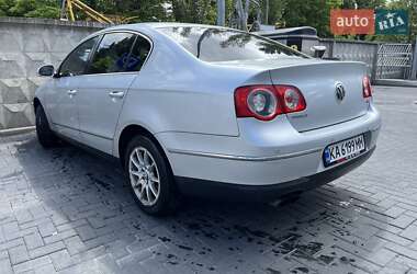 Седан Volkswagen Passat 2008 в 