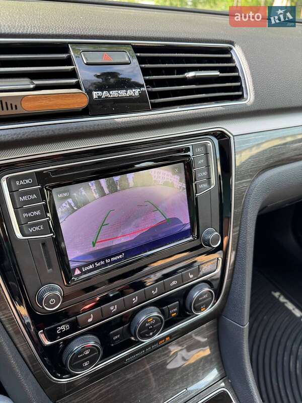 Седан Volkswagen Passat 2018 в Сумах