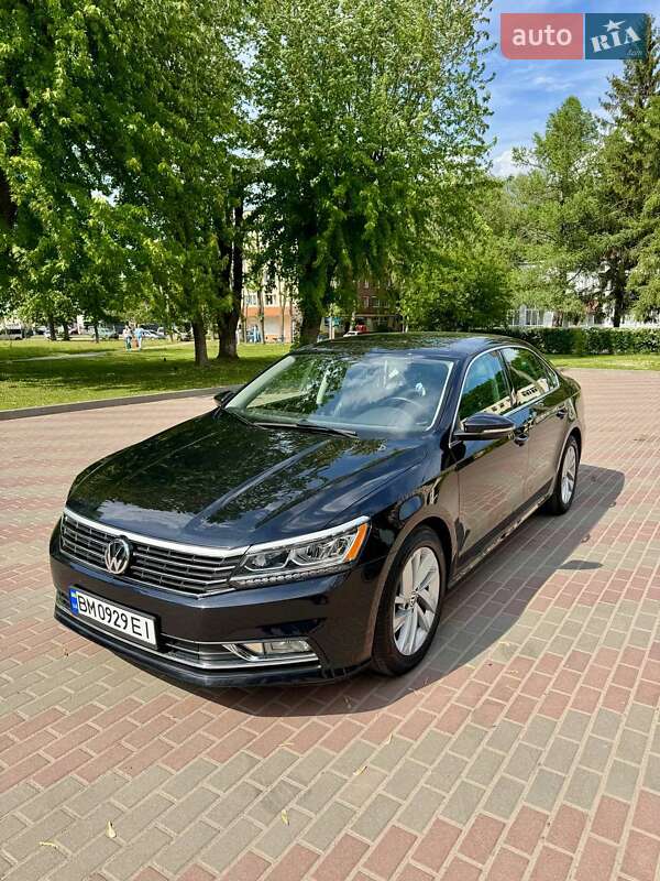 Седан Volkswagen Passat 2018 в Сумах