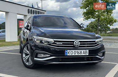Универсал Volkswagen Passat 2019 в 