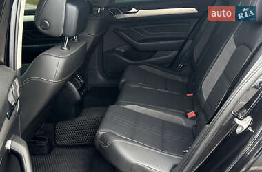 Универсал Volkswagen Passat 2019 в 