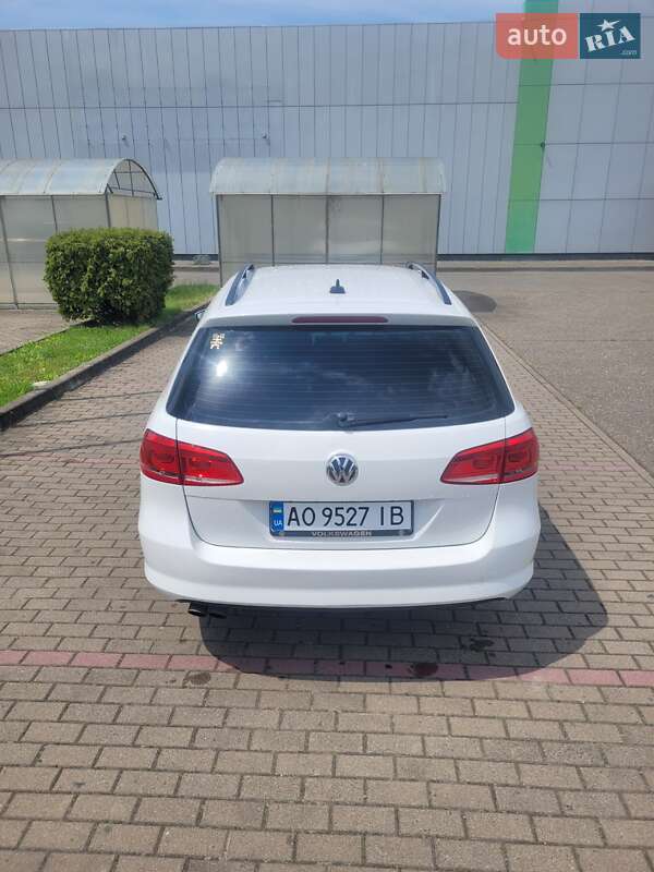 Універсал Volkswagen Passat 2013 в Виноградові
