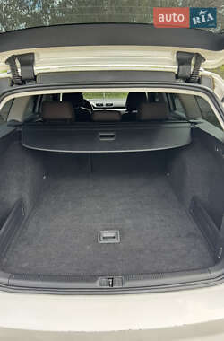 Універсал Volkswagen Passat 2013 в 