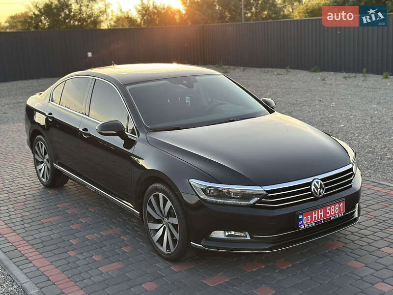 Седан Volkswagen Passat 2019 в Береговому