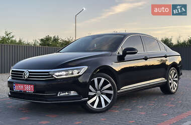 Седан Volkswagen Passat 2019 в Береговому