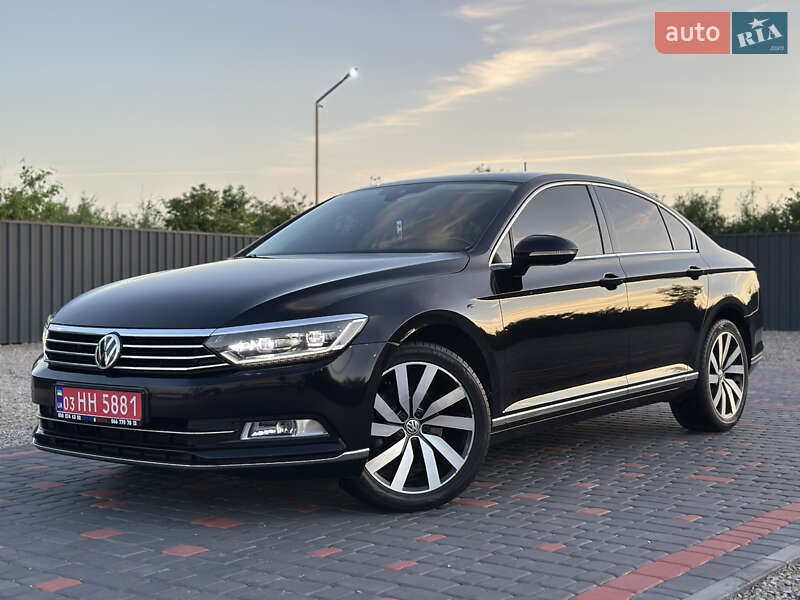 Седан Volkswagen Passat 2019 в Береговому