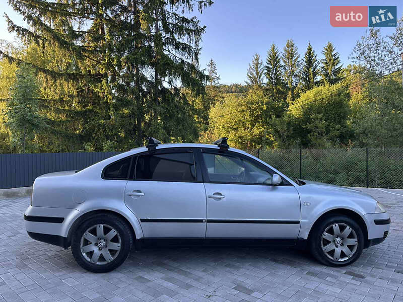 Седан Volkswagen Passat 2001 в Кременці