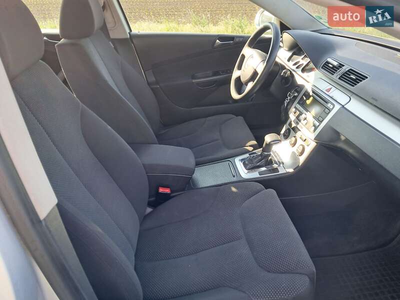 Седан Volkswagen Passat 2007 в Киеве