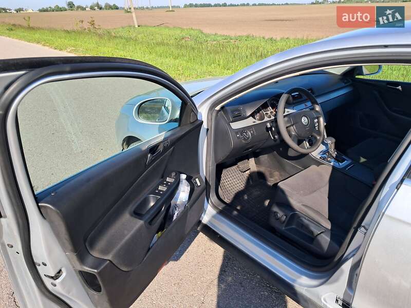 Седан Volkswagen Passat 2007 в Киеве