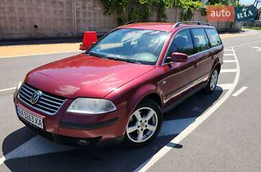 Универсал Volkswagen Passat 2002 в Киеве