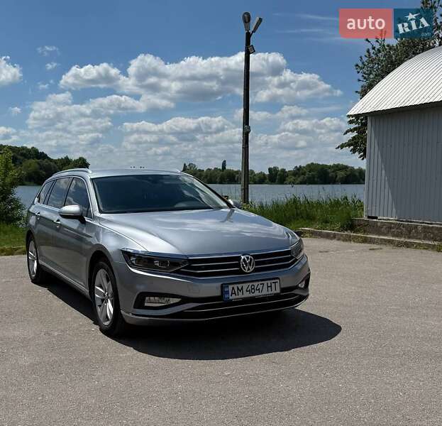Универсал Volkswagen Passat 2020 в 