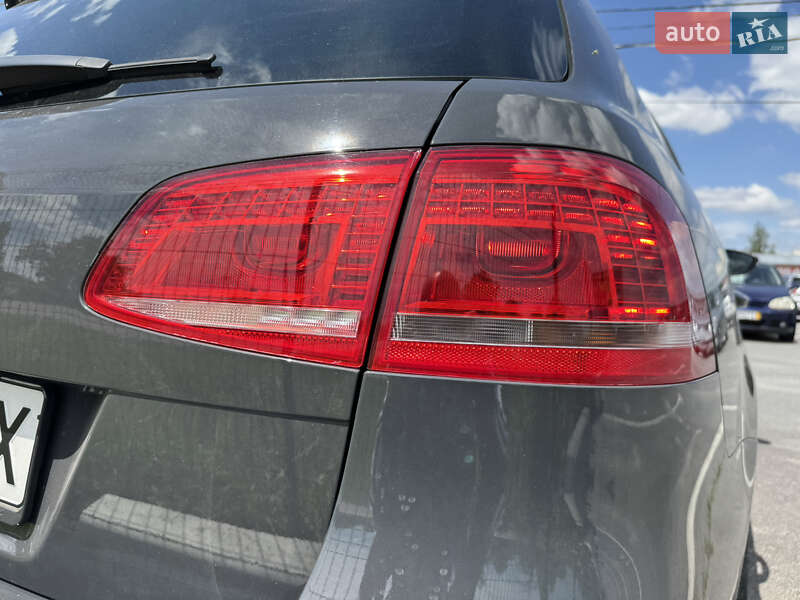 Універсал Volkswagen Passat 2014 в Житомирі
