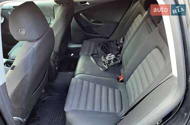 Універсал Volkswagen Passat 2010 в 