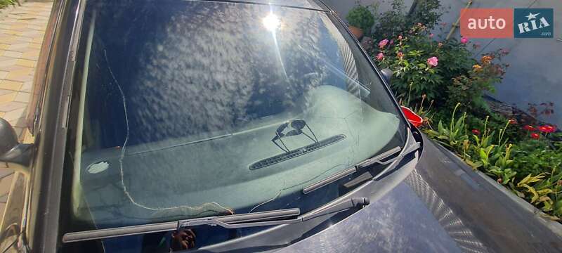 Седан Volkswagen Passat 1998 в Умані