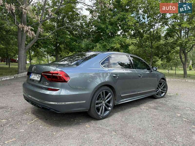 Седан Volkswagen Passat 2016 в Миколаєві