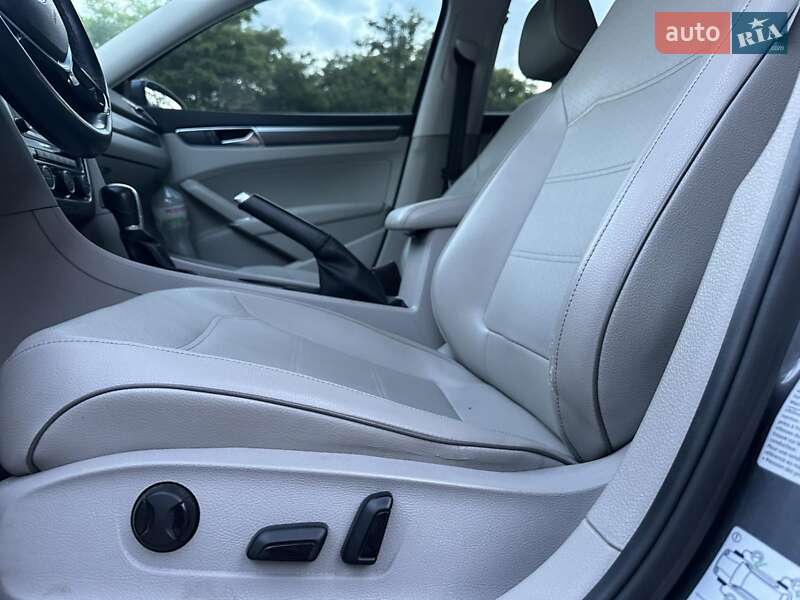 Седан Volkswagen Passat 2016 в Миколаєві