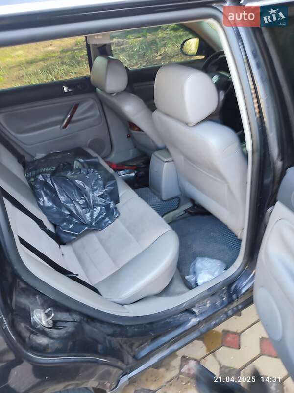 Универсал Volkswagen Passat 2005 в Обухове