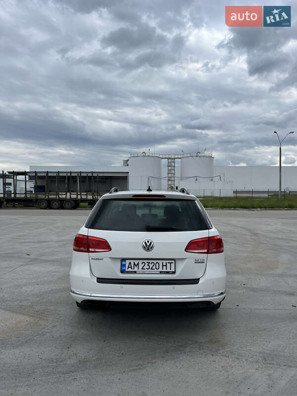 Універсал Volkswagen Passat 2012 в Коростені